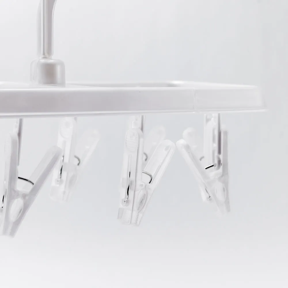 10-Clip Laundry Hanger