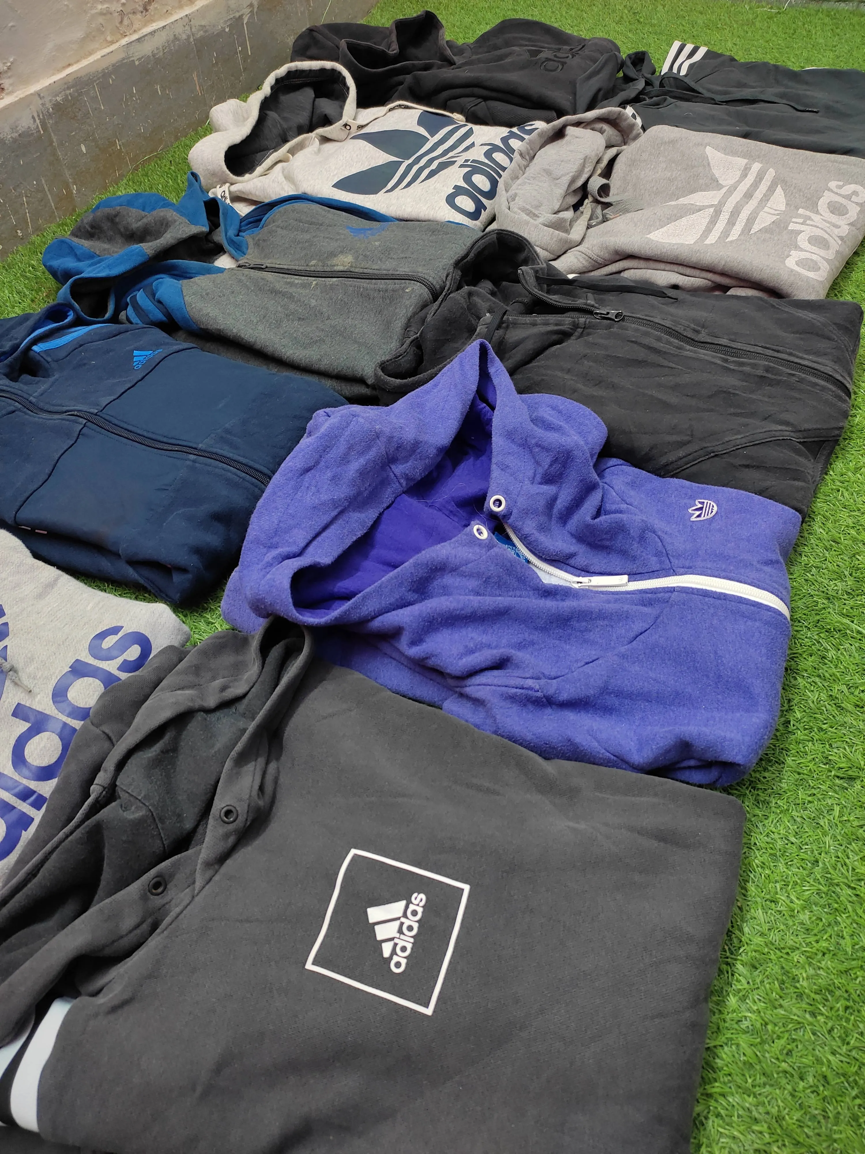 Adidas Hoodie 10 pcs - OVR001